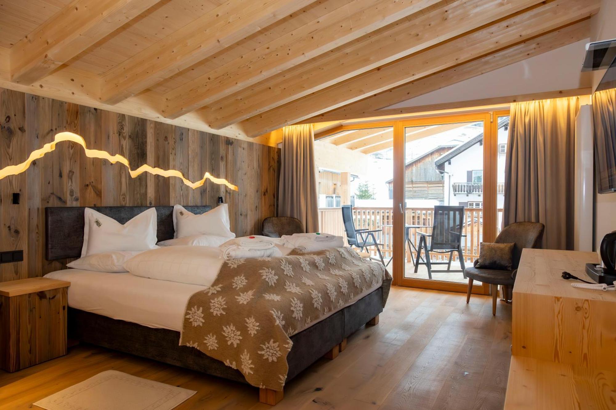 Hotel Rezia La Villa  Zewnętrze zdjęcie