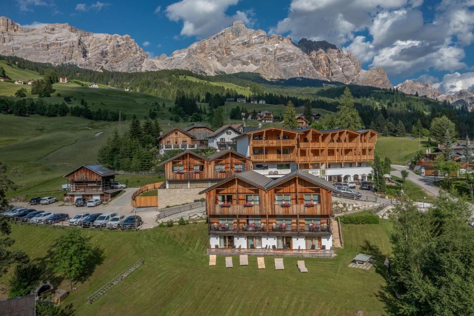 Hotel Rezia La Villa  Zewnętrze zdjęcie