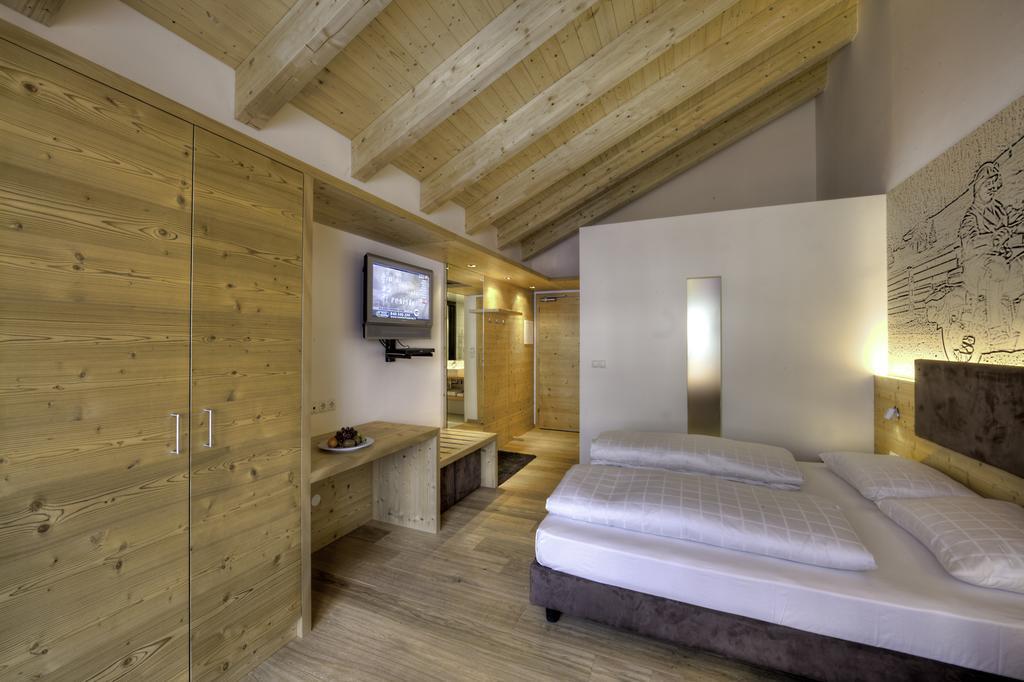 Hotel Rezia La Villa  Zewnętrze zdjęcie