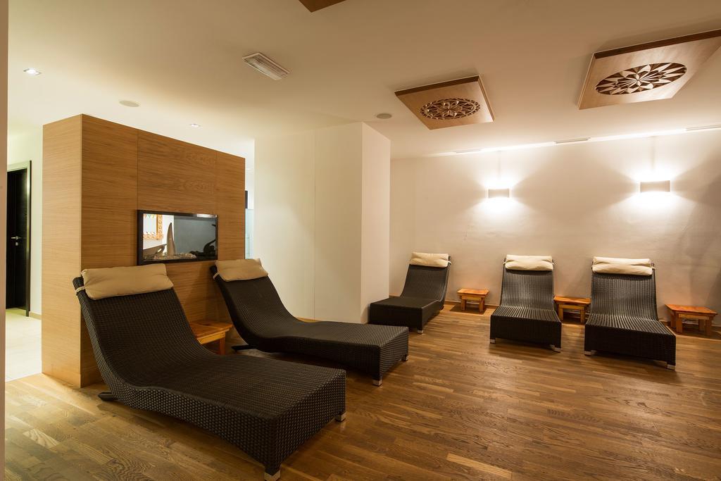 Hotel Rezia La Villa  Zewnętrze zdjęcie
