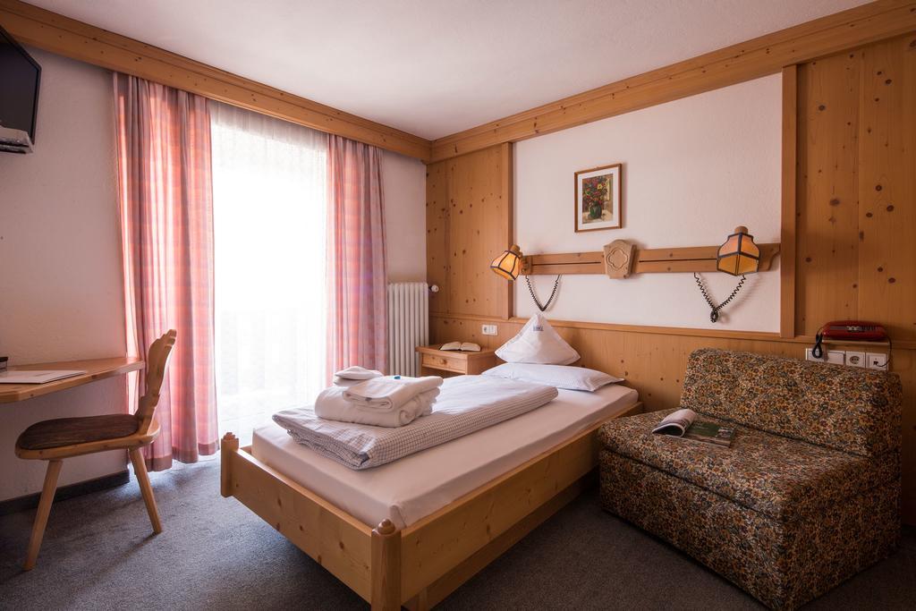 Hotel Rezia La Villa  Zewnętrze zdjęcie