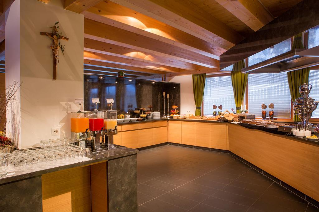 Hotel Rezia La Villa  Zewnętrze zdjęcie