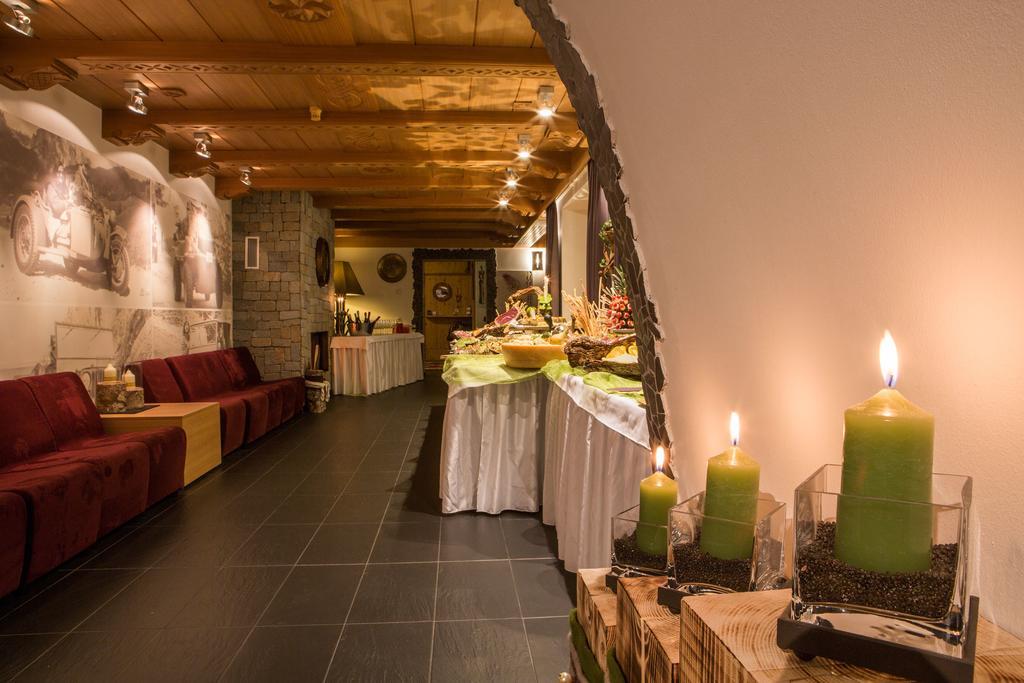 Hotel Rezia La Villa  Zewnętrze zdjęcie