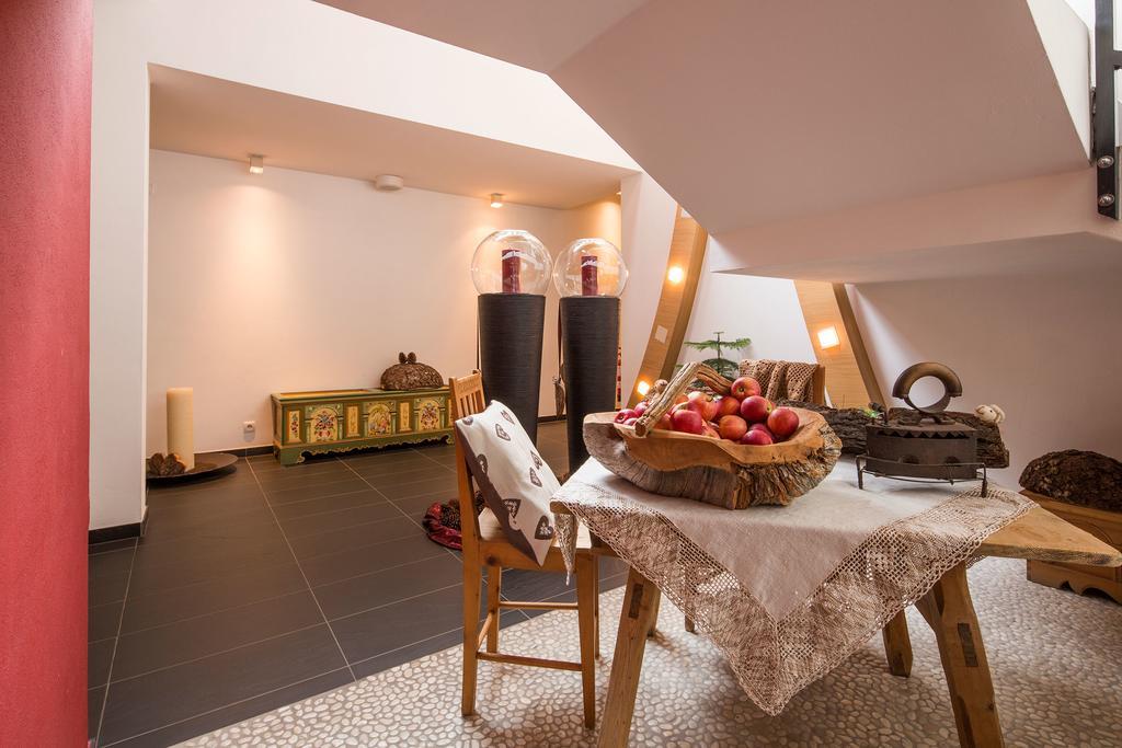 Hotel Rezia La Villa  Zewnętrze zdjęcie