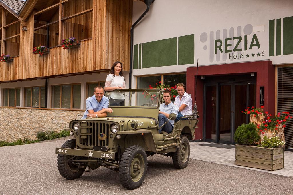 Hotel Rezia La Villa  Zewnętrze zdjęcie