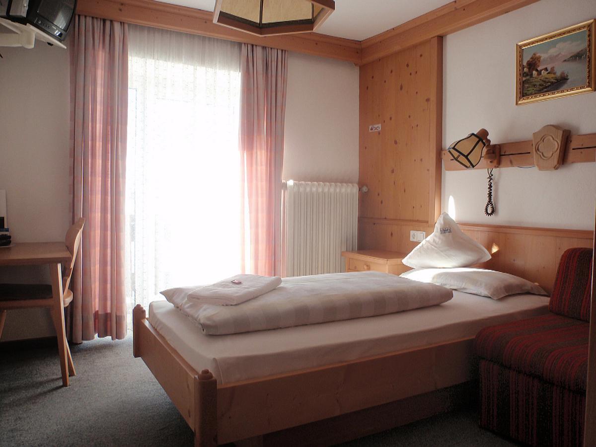 Hotel Rezia La Villa  Zewnętrze zdjęcie